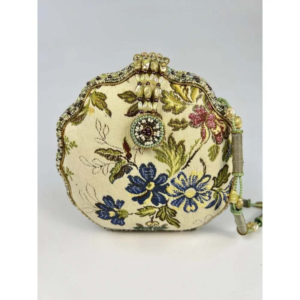 Vintage Mary Frances Retired Tapestry Beaded ScallopedHandbag w/ Dust Bag